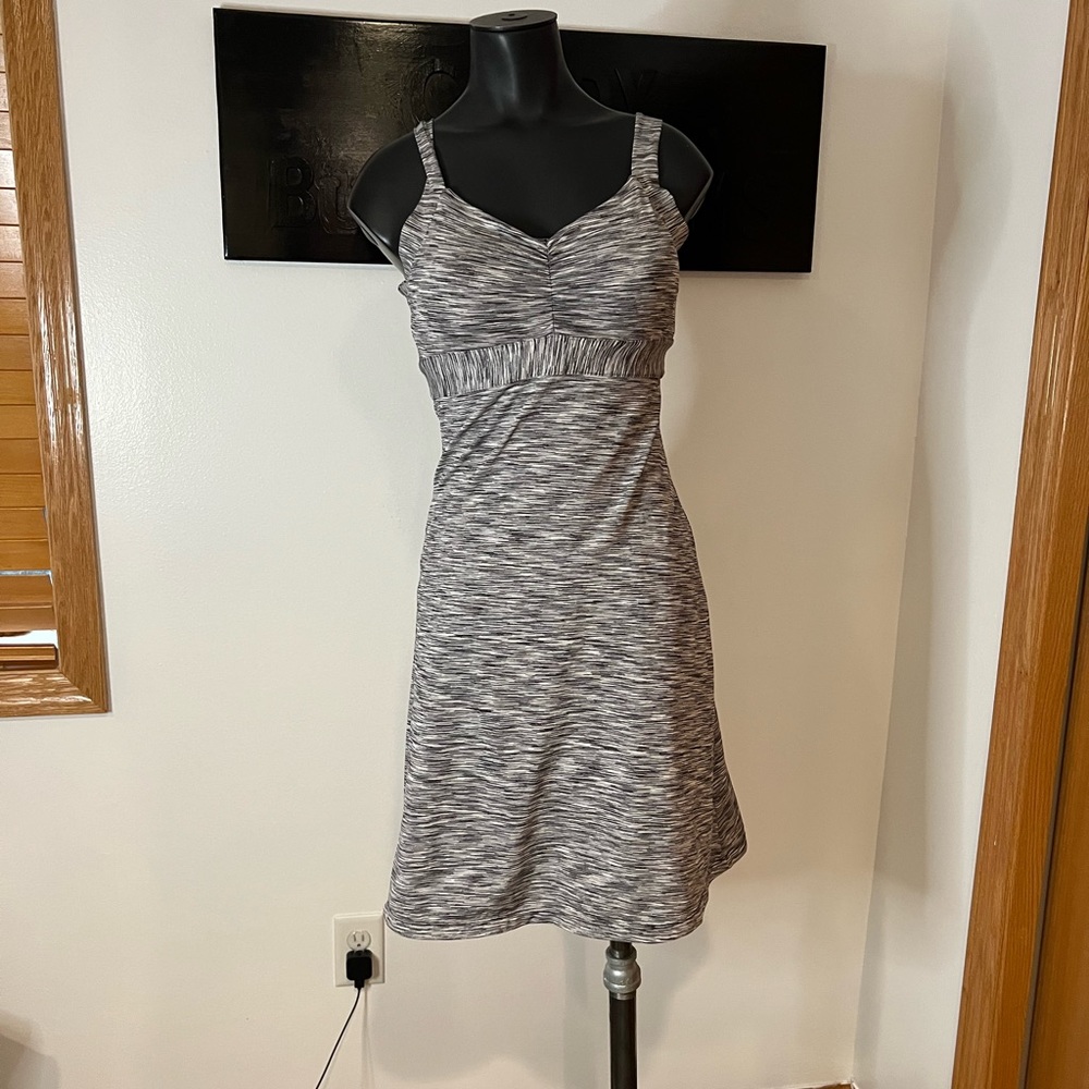 Xs athletic dress b